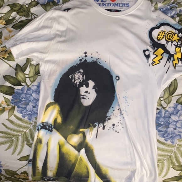 Azzure denim t shirt gently used in great condition - Picture 2 of 7